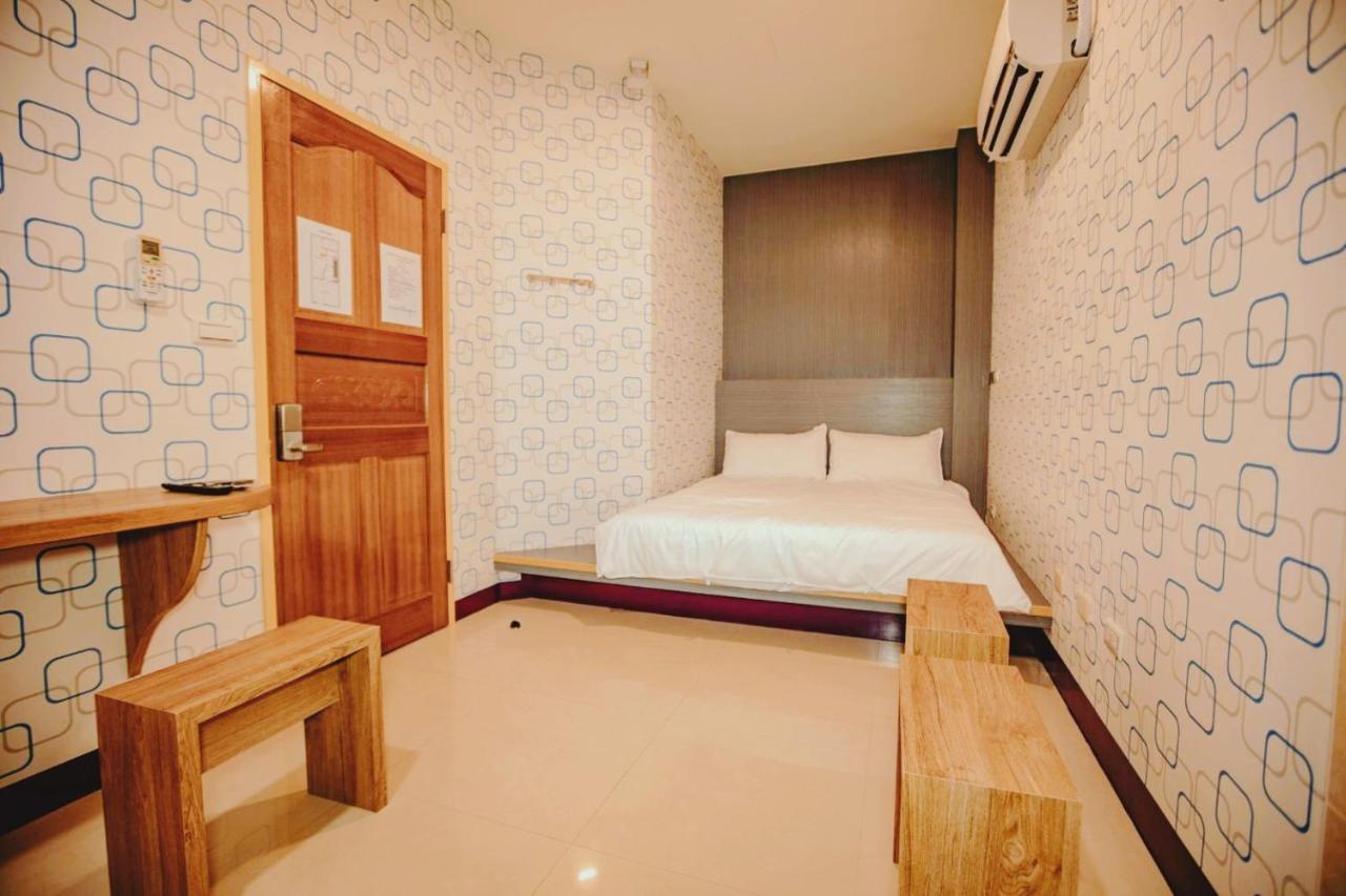 106 Homestay New Taipei City Exteriör bild