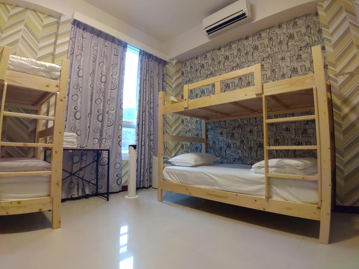 106 Homestay New Taipei City Exteriör bild