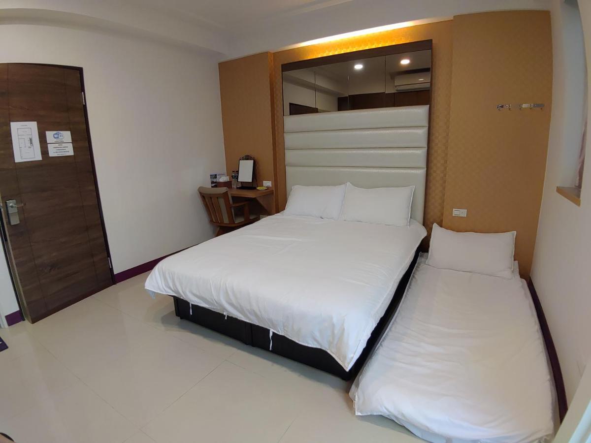 106 Homestay New Taipei City Exteriör bild